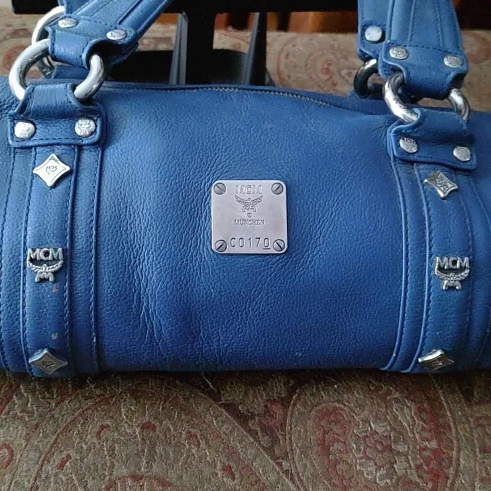 MCM papillon blue pebbled leather bag. 01709 MSRP$999 EUC - Picture 2 of 16